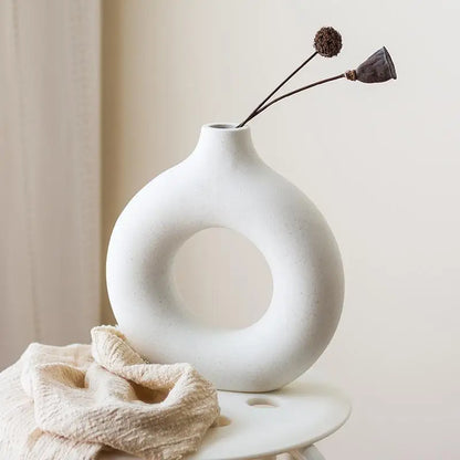 Vase Circular Hollow Ceramic Donuts Flower